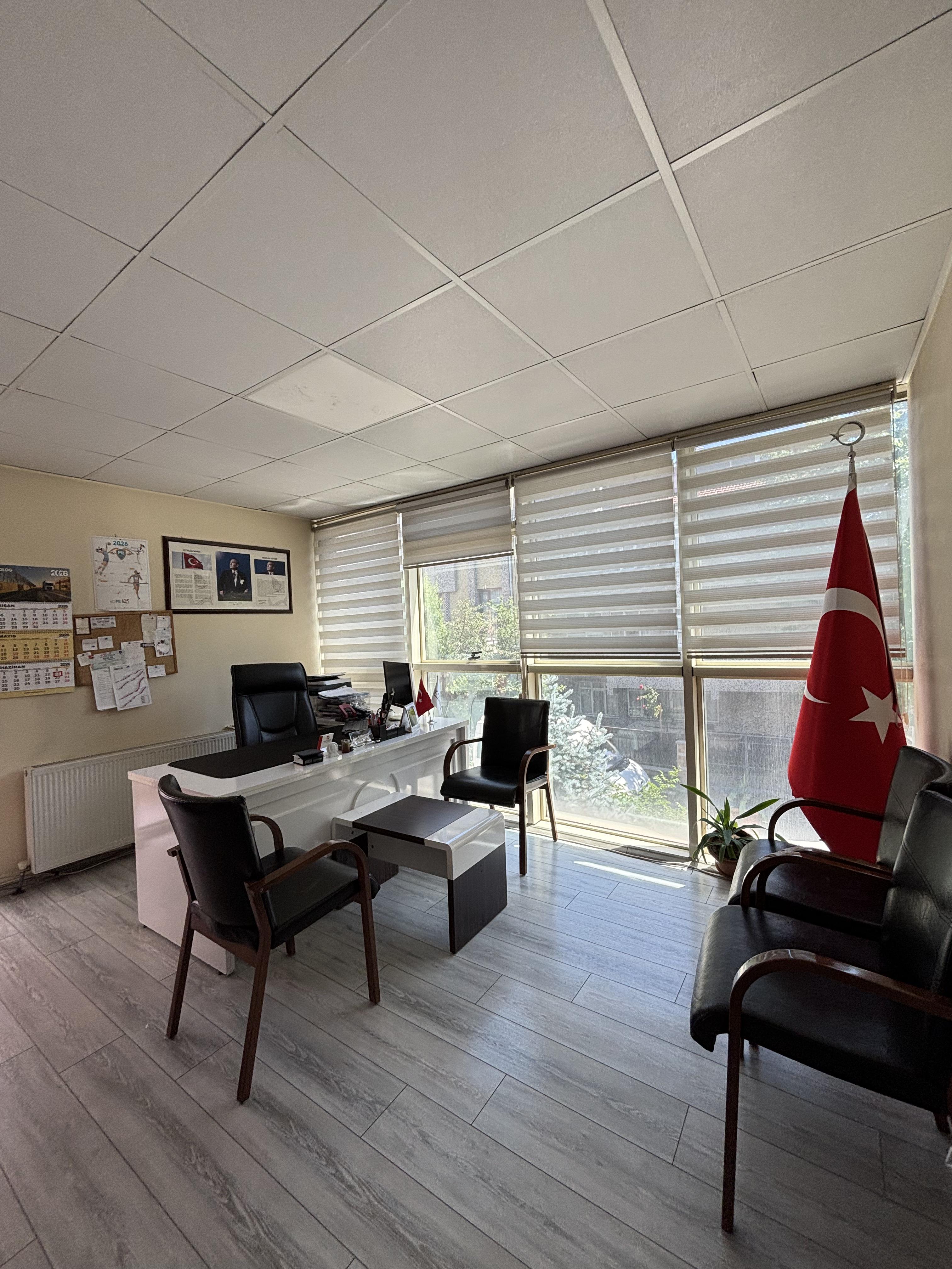 Müdür odası